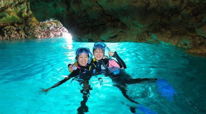 🏖️ 톤나하 해변 (톤나하 비치)